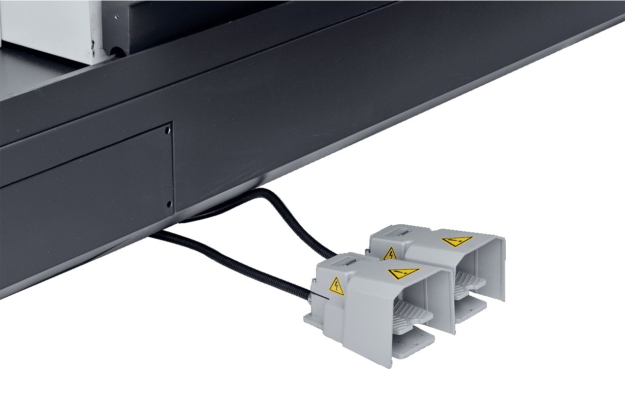 Токарный станок с ЧПУ JET JCT-16F CNC (Fanuc, ручн. патрон, 8-ти поз. рев. голова)