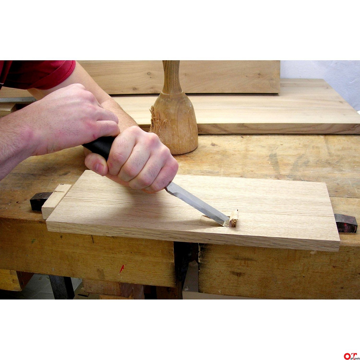 Двухсторонний нож, ширина лезвия 26 мм